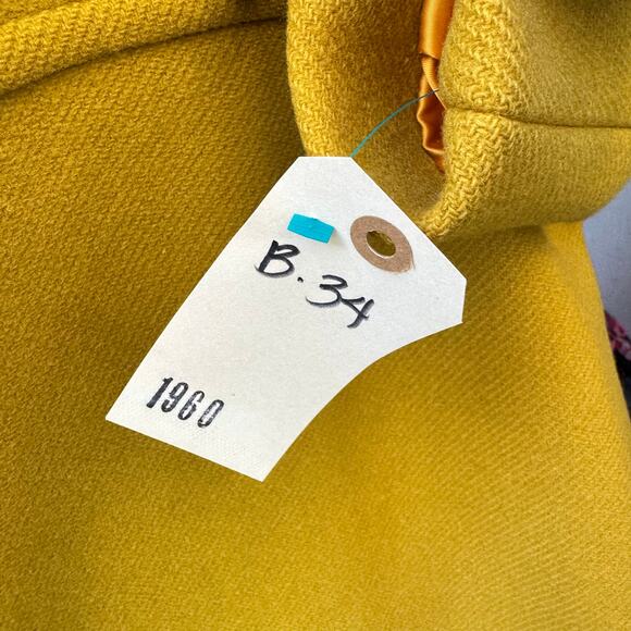 Vintage Yellow Wool Coat 1960s Mod Waist Tab Lined Swing S Mid Century 34” Bust - Picture 9 of 16